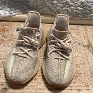 Yeezy 350 Citrin